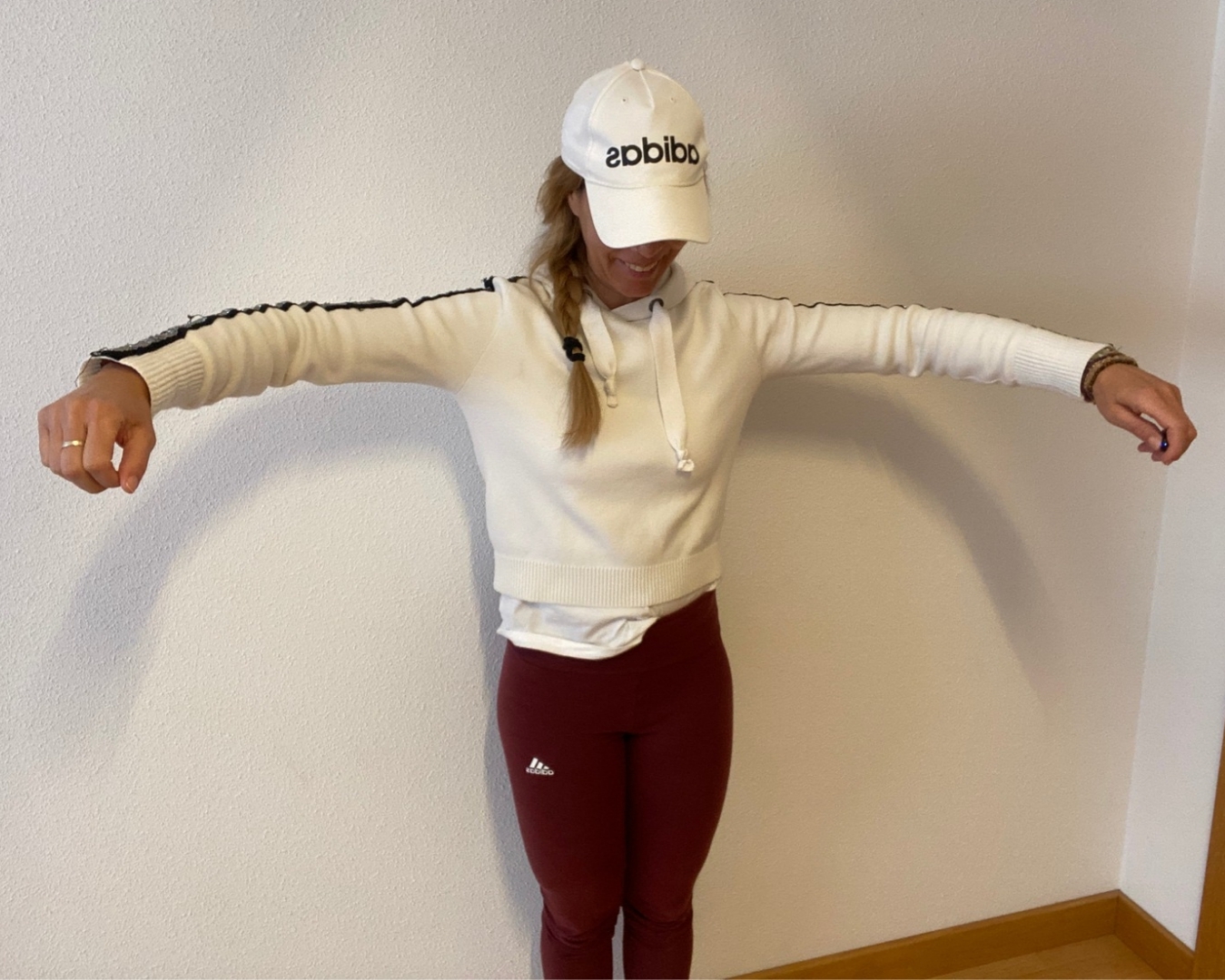 Elevaciones laterales de brazos ejercicio en casa